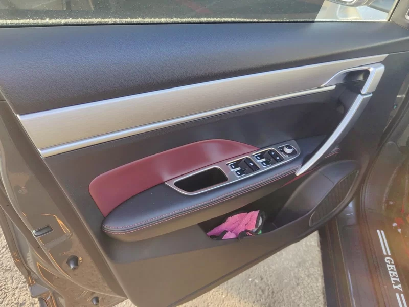 GEELY Coolray 2022 immagine di auto #11