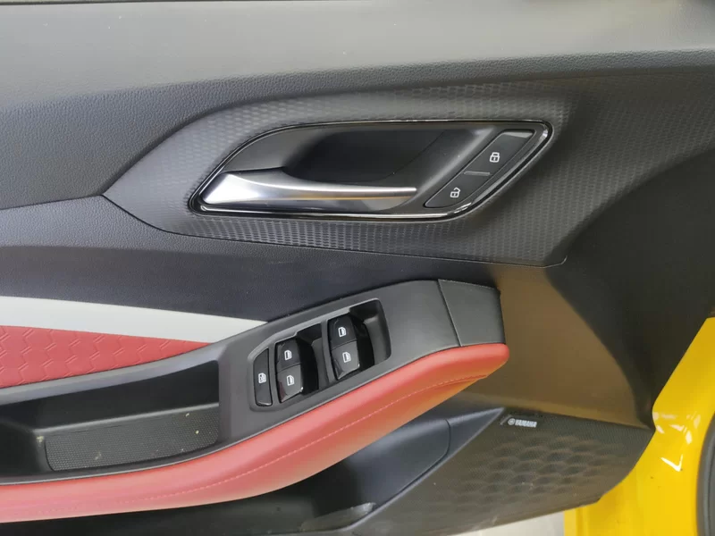 5 2023 #11 5 2023 immagine di auto #11