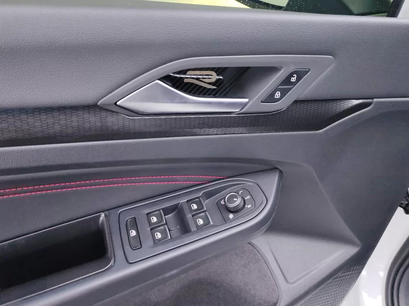 Volkswagen GolfGTI 2023 #11 Volkswagen GolfGTI 2023 car image #11