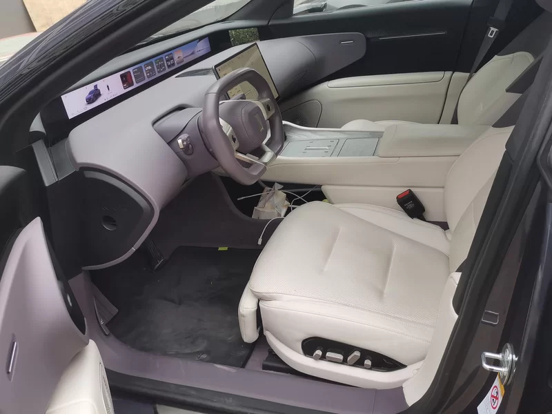 Avatr 12 2023 car image #11
