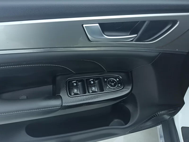 Haval M6 2021 car image #11