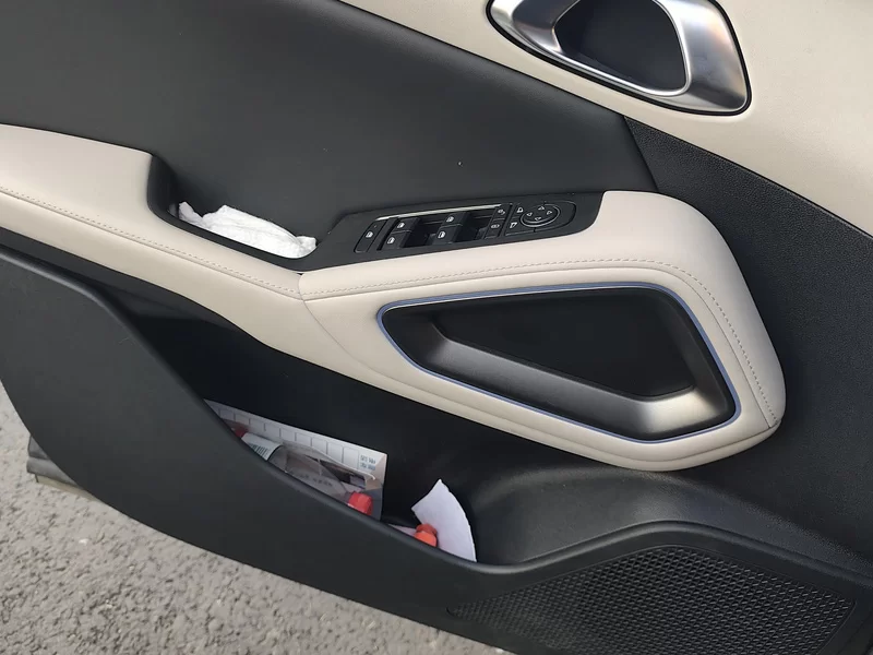 BYD YuanUP 2025 car image #11