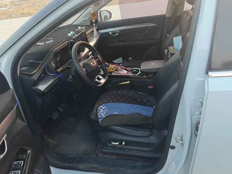 Wuling Asta 2022 car image #11