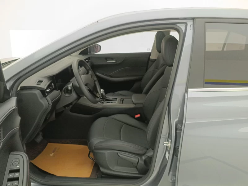 Roewe i5 2025 #11 Roewe i5 2025 car image #11
