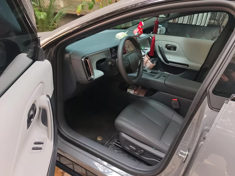 零跑汽车 零跑Lafa5 2025 汽车图片 #11