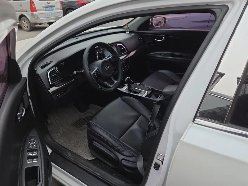 起亚 起亚K4 2015 汽车图片 #11