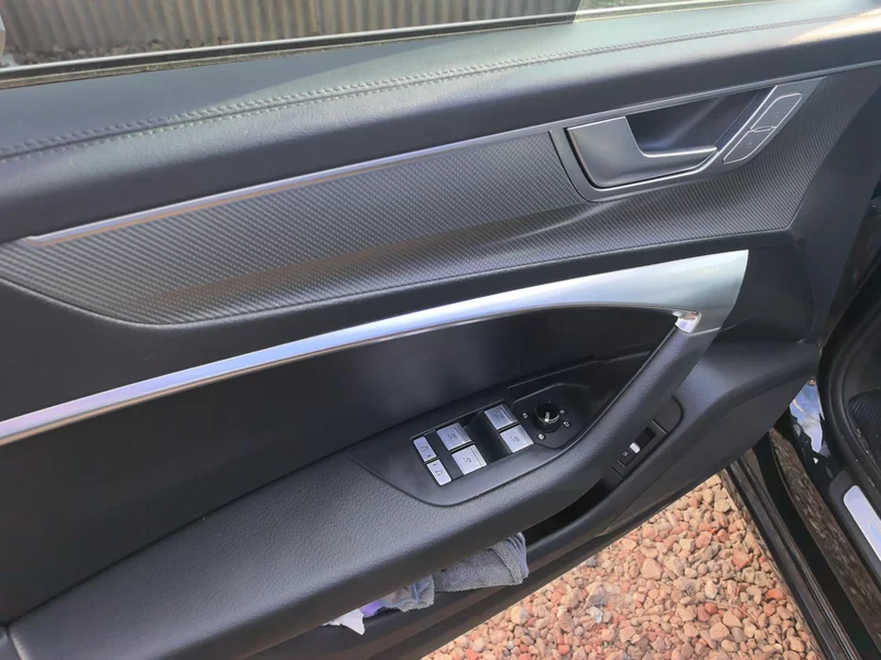 Audi A6L 2023 immagine di auto #11