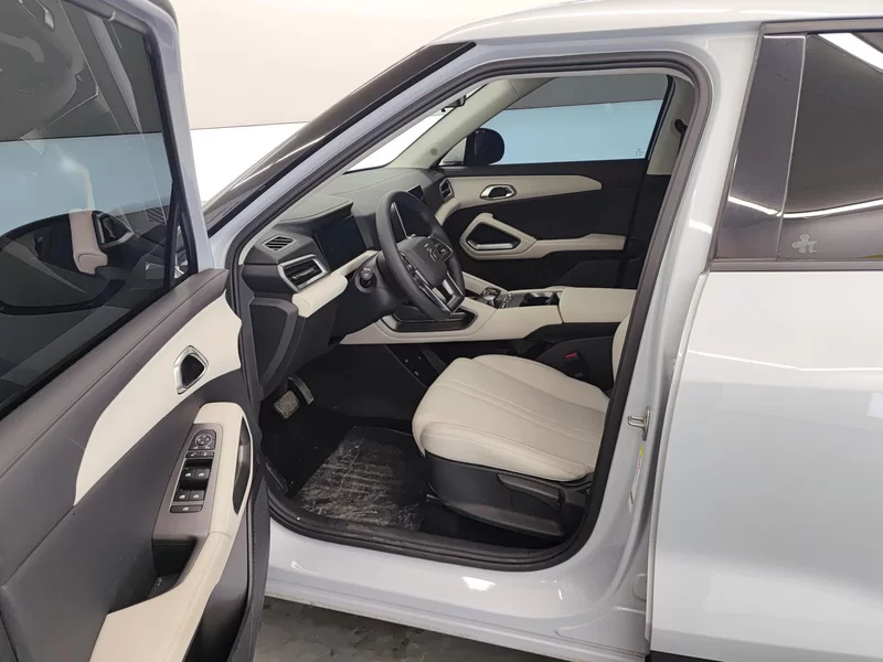 BYD YuanUP 2024 #11 BYD YuanUP 2024 car image #11