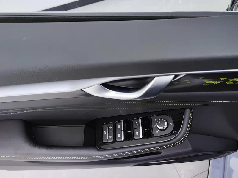 GEELY Preface 2023 car image #11