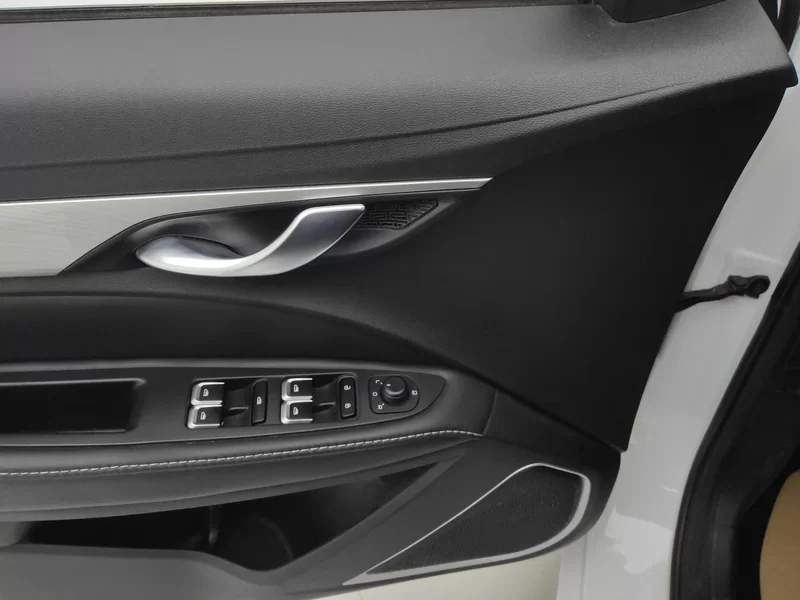 GEELY Emgrand 2020 #11 GEELY Emgrand 2020 car image #11