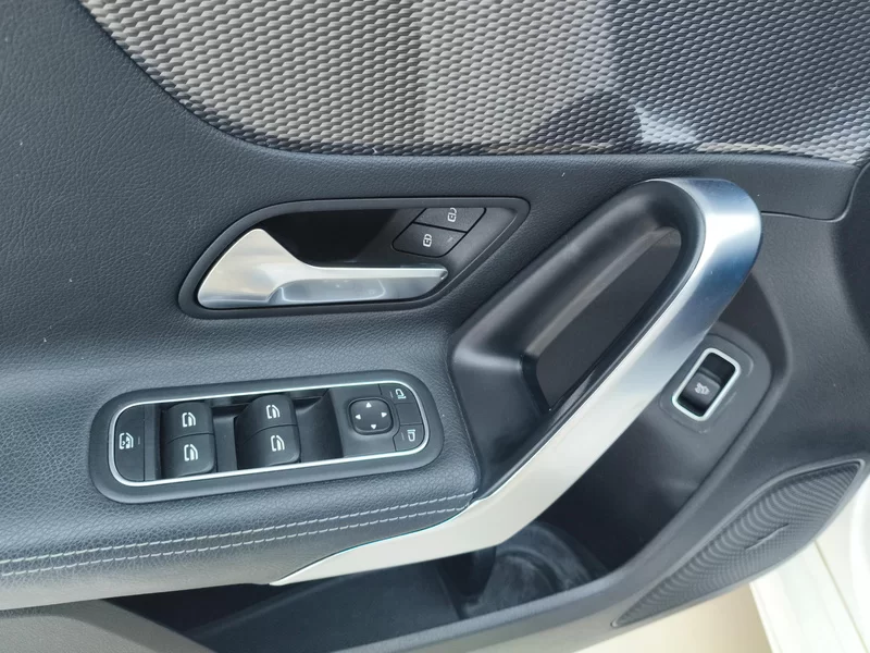 Mercedes-Benz A Class 2019 car image #11