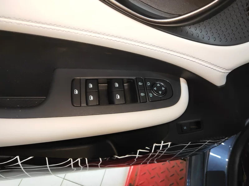 BYD Seal 05 DM-i 2025 #11 BYD Seal 05 DM-i 2025 car image #11