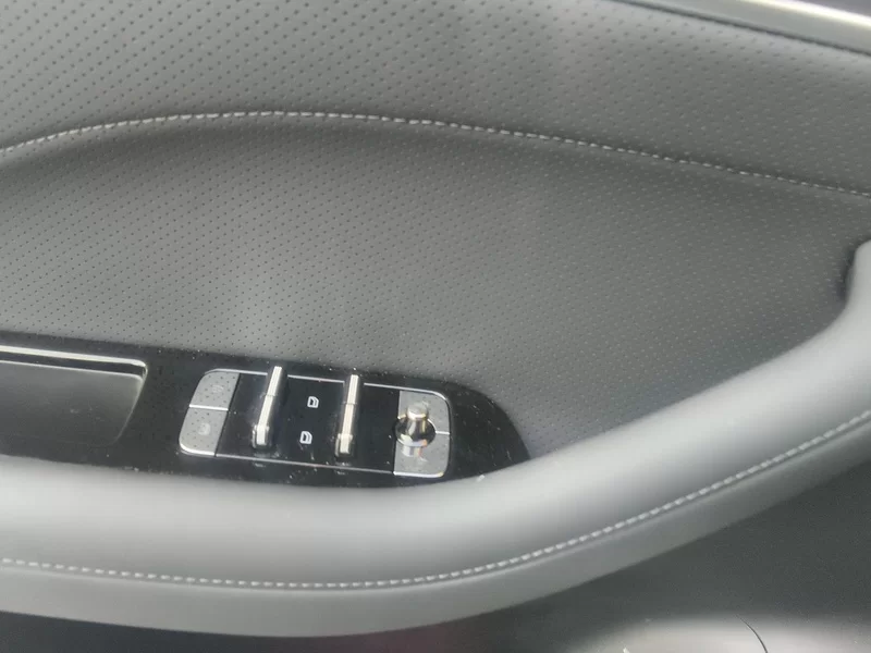 GEELY Emgrand 2025 car image #11