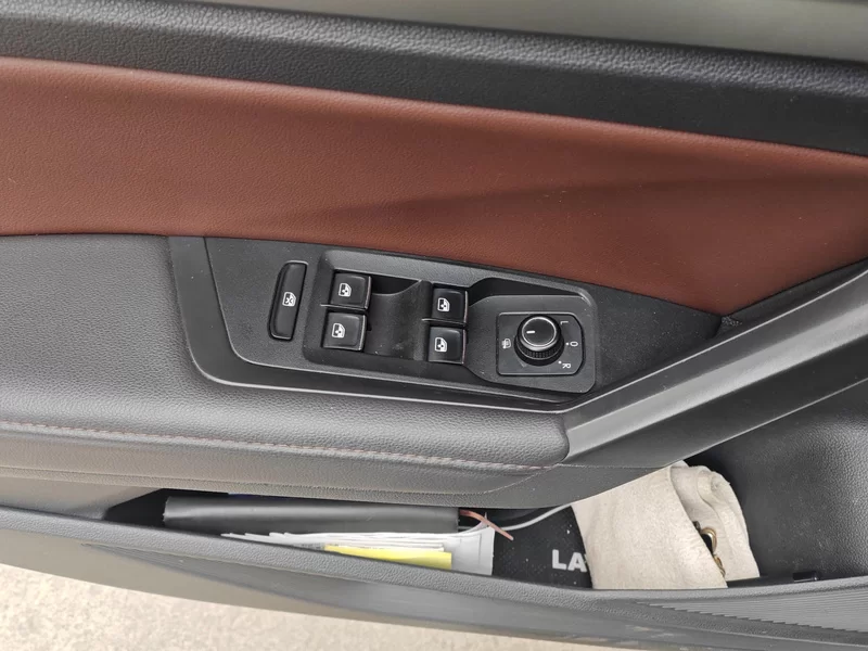 Volkswagen Lavida 2019 #11 Volkswagen Lavida 2019 car image #11