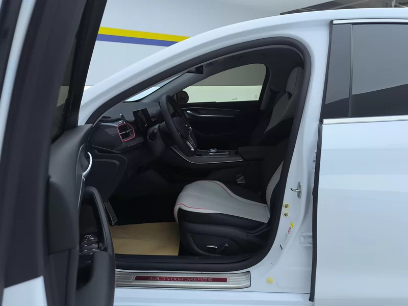 BYD Destroyer 05 2023 #11 BYD Destroyer 05 2023 car image #11