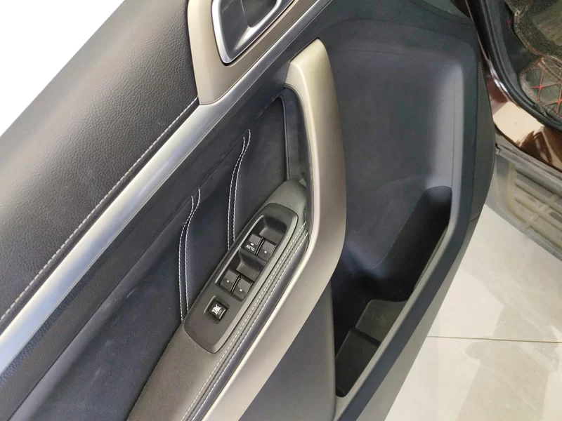 Ford Everest 2020 imagen de coche #11