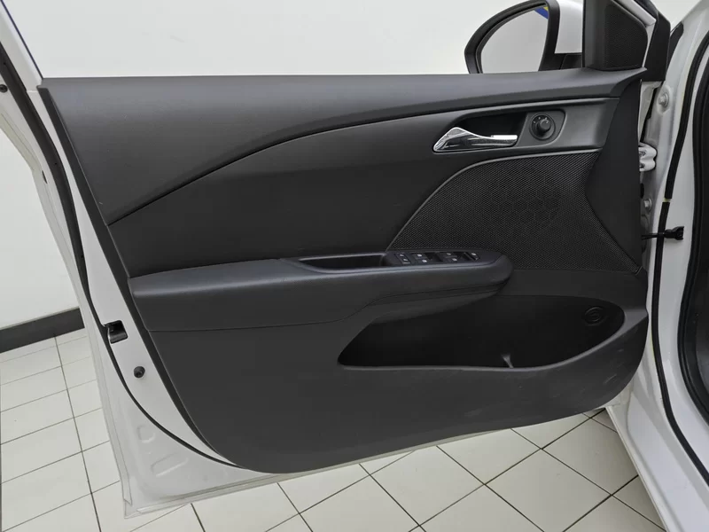 Chevrolet Cavalier 2018 car image #11