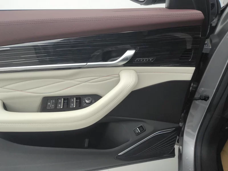 GEELY Monjaro 2024 car image #11