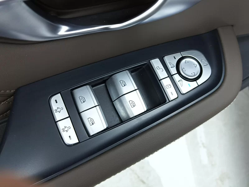 BYD 2024 car image #11