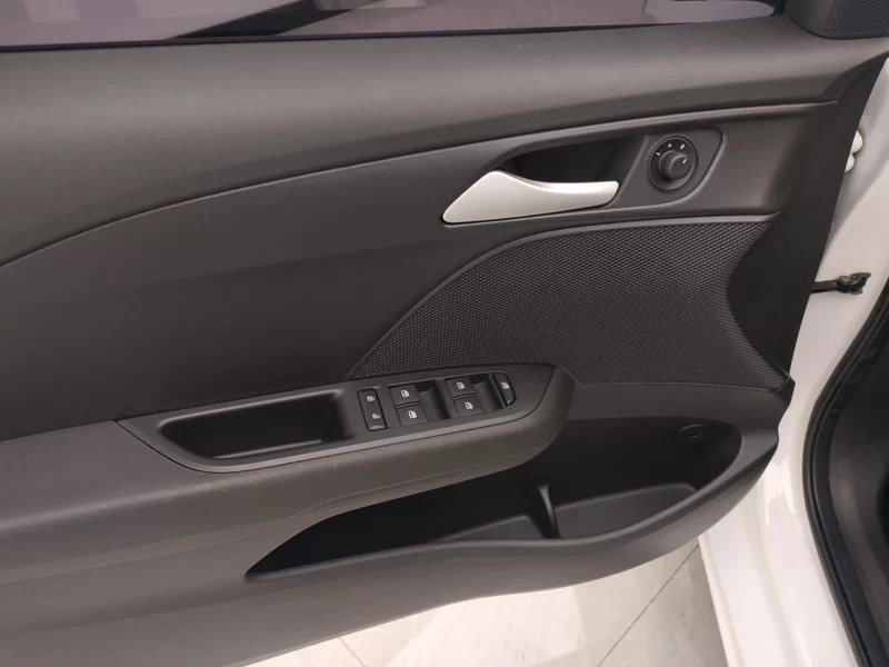 Chevrolet Cavalier 2019 car image #11