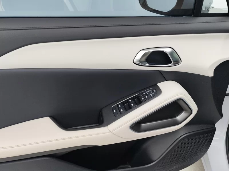 BYD YuanUP 2024 car image #11