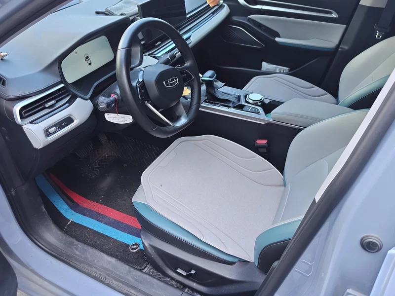 GEELY Emgrand 2023 car image #11