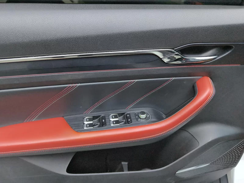 GEELY Emgrand S 2021 immagine di auto #11