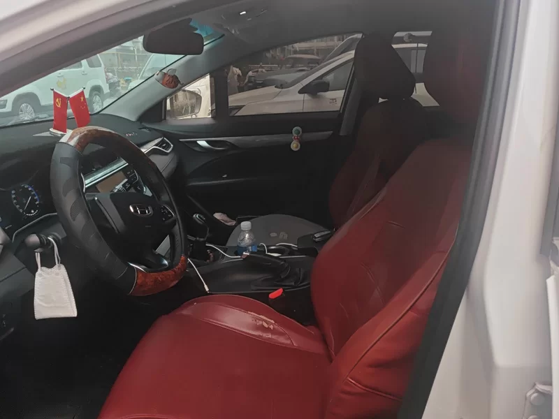 GEELY Emgrand 2019 #11 GEELY Emgrand 2019 car image #11