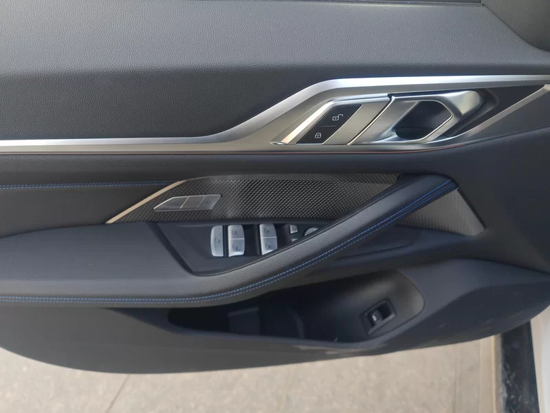 BMW 4 Series 2022 car image #11