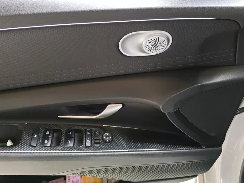 Hyundai Elantra 2021 immagine di auto #11