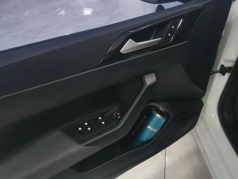 Volkswagen Lavida 2025 immagine di auto #11