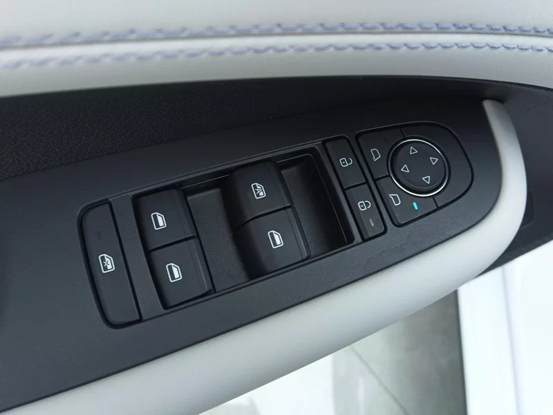 BYD 2025 immagine di auto #11