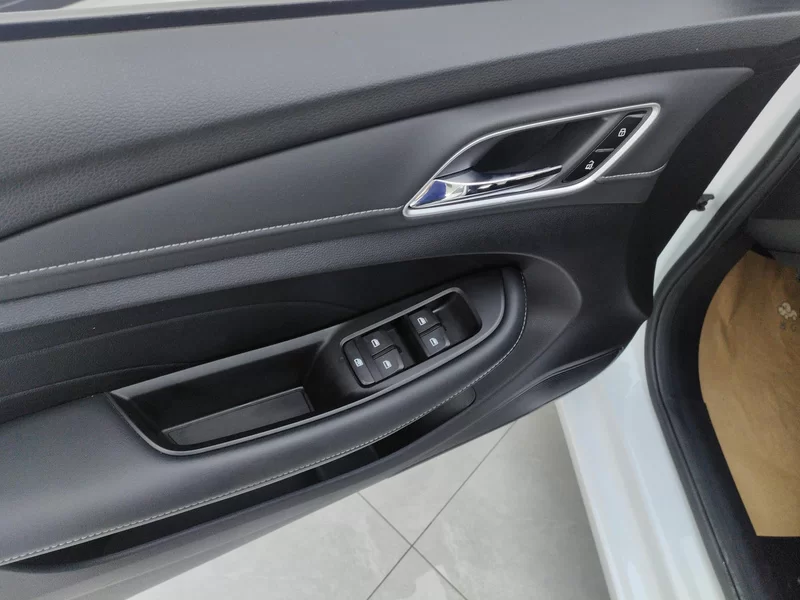 Roewe i5 2021 imagen de coche #11