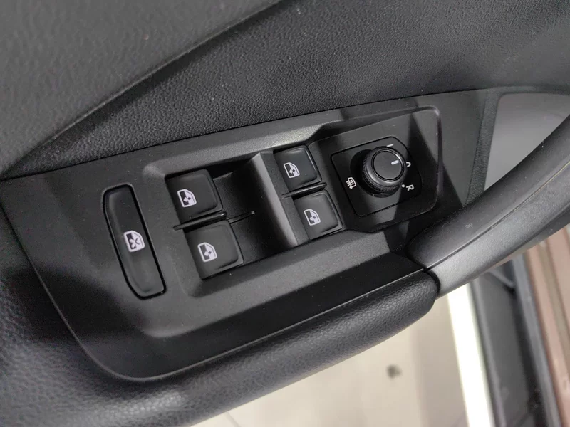 Volkswagen Tharu 2019 #11 Volkswagen Tharu 2019 car image #11