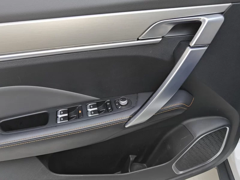 GEELY Coolray 2024 car image #11