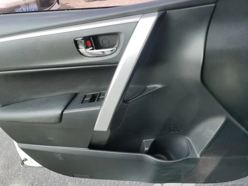 Toyota Corolla 2017 car image #11