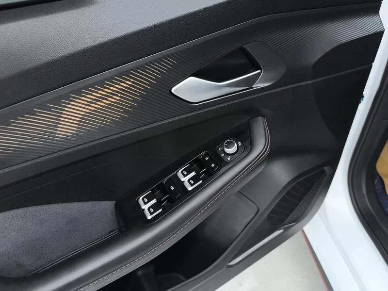 GEELY Binray 2022 #11 GEELY Binray 2022 car image #11