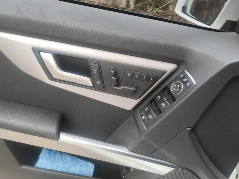 Mercedes-Benz 2014 car image #11