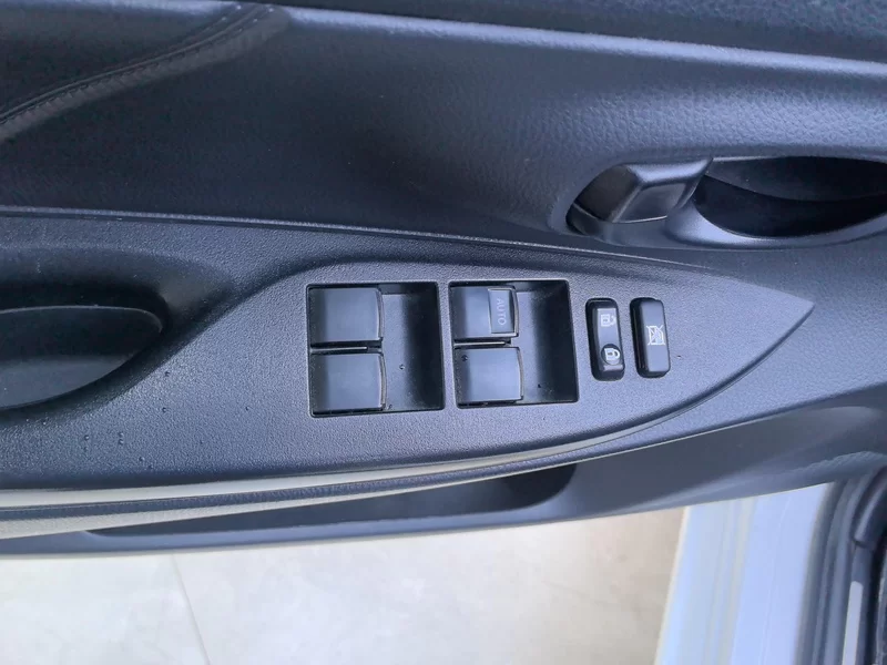 Toyota Yaris L Zhixuan 2018 immagine di auto #11