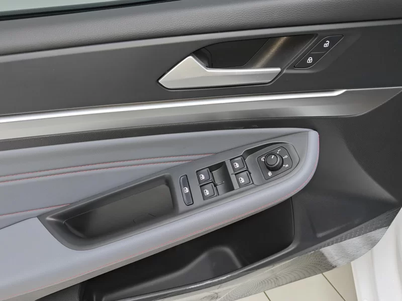 Volkswagen Lamando 2023 immagine di auto #11