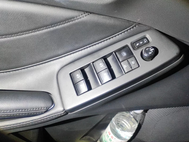 Toyota Avalon 2021 car image #11