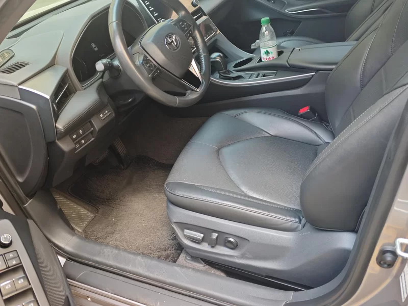 Toyota Avalon 2021 car image #11