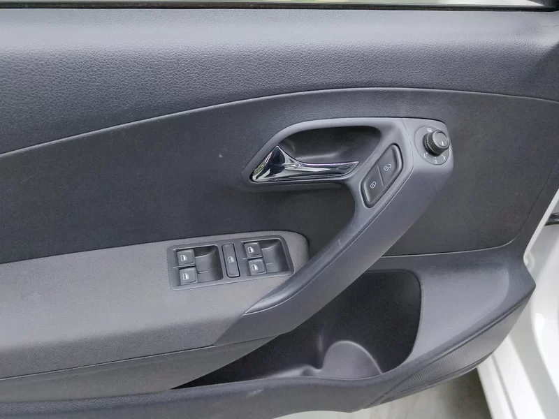 Volkswagen Polo 2017 #11 Volkswagen Polo 2017 car image #11