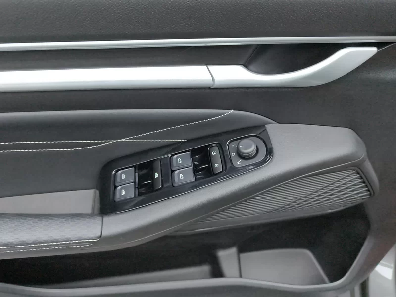GEELY Emgrand 2024 #11 GEELY Emgrand 2024 car image #11