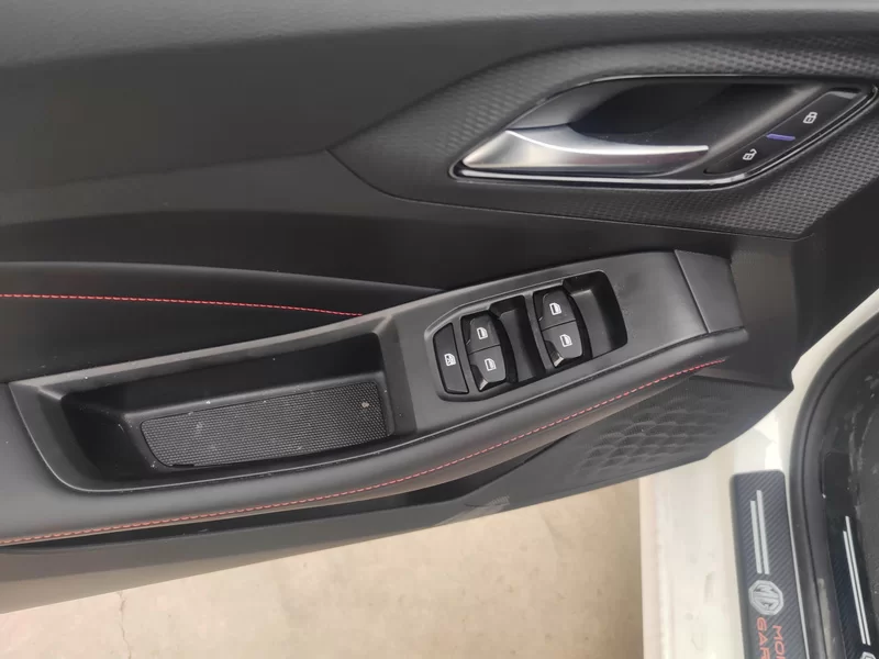 MG 5 2025 car image #11