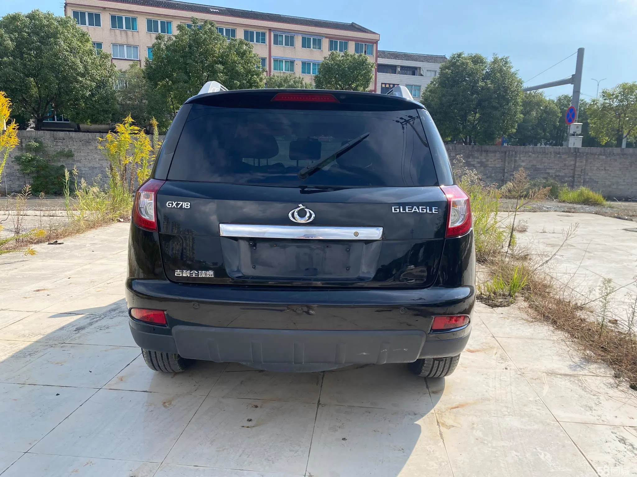 GEELY GX7 2013 car image #11