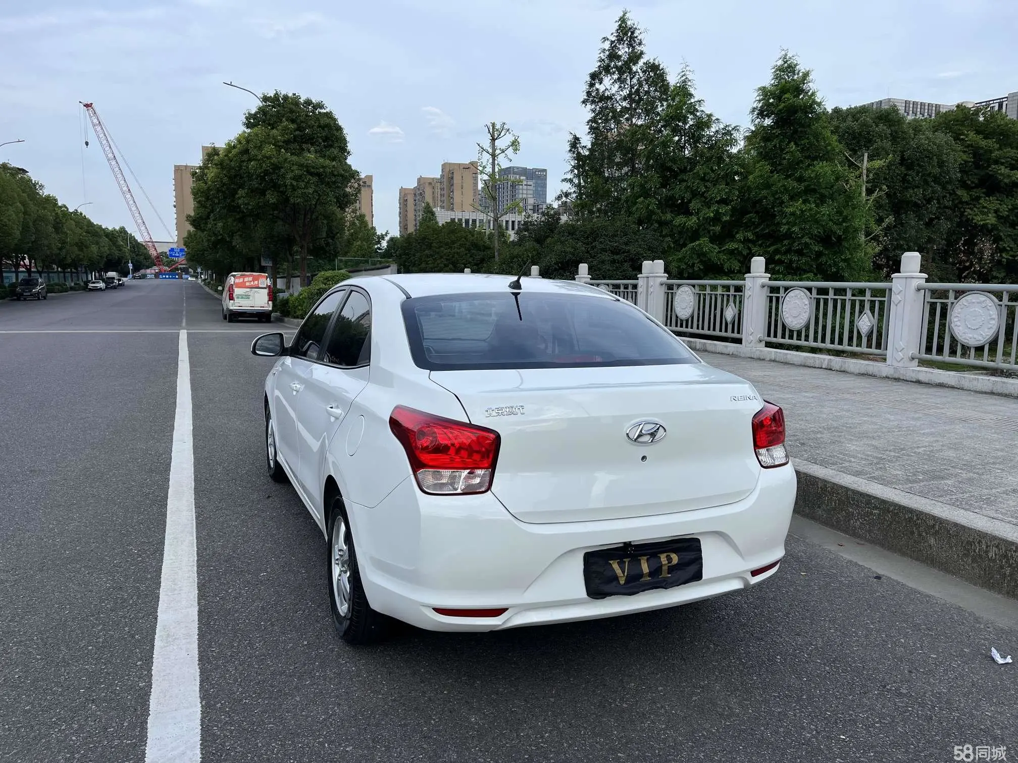 Hyundai Reina 2018 #11 Hyundai Reina 2018 car image #11