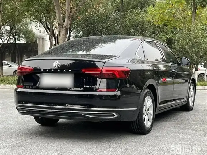 Volkswagen Passat 2019 car image #11