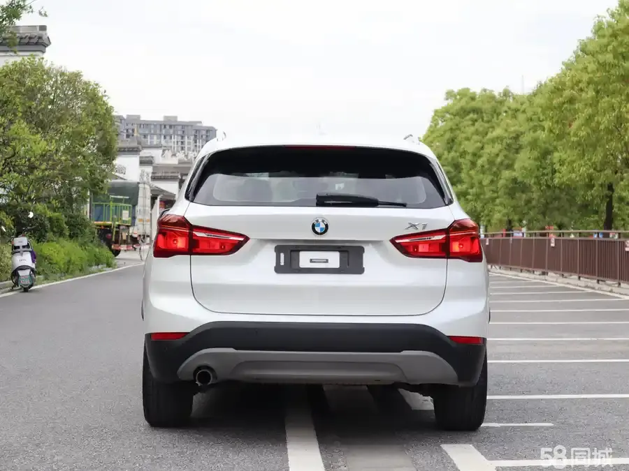BMW X1 2018 #11 BMW X1 2018 car image #11