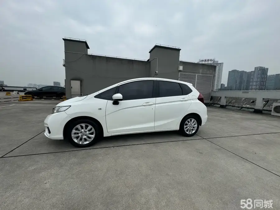 Honda Fit 2019 #11 Honda Fit 2019 car image #11